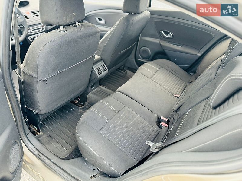 Седан Renault Fluence 2015 в Белогородке