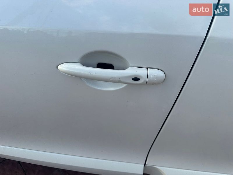 Седан Renault Fluence 2015 в Яворові