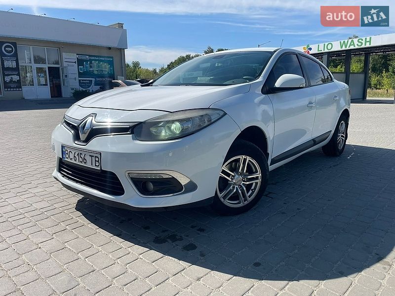 Седан Renault Fluence 2010 в Самборе