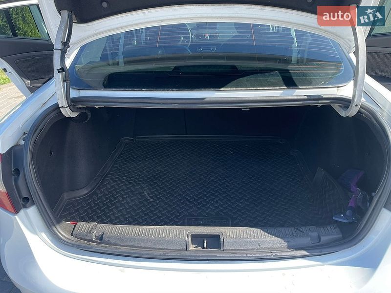 Седан Renault Fluence 2010 в Самборе