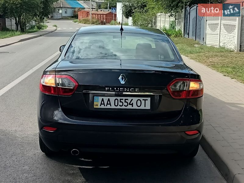 Седан Renault Fluence 2015 в Чернигове
