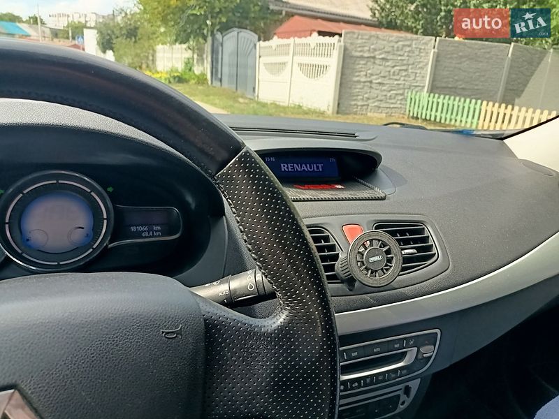 Седан Renault Fluence 2015 в Чернигове