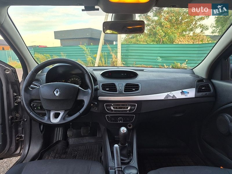 Седан Renault Fluence 2012 в Киеве