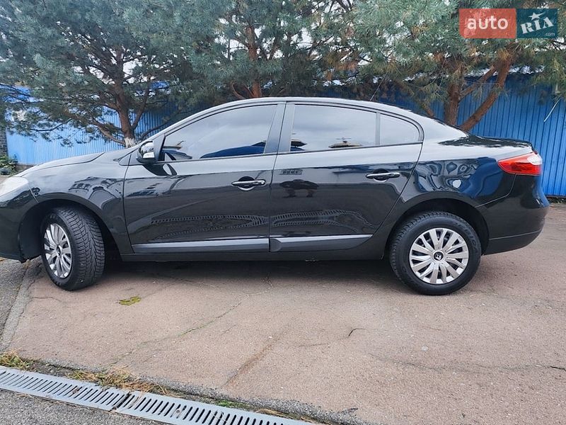 Renault Fluence 2012