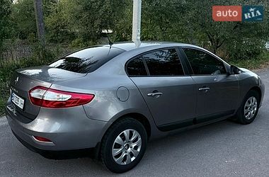 Седан Renault Fluence 2014 в Львові