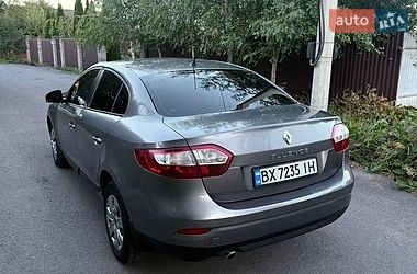 Седан Renault Fluence 2014 в Львові