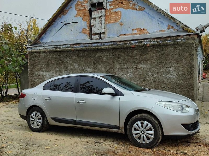 Седан Renault Fluence 2011 в Рівному