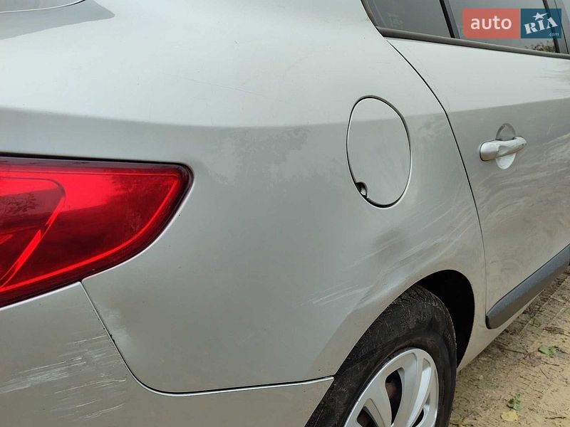 Седан Renault Fluence 2011 в Рівному