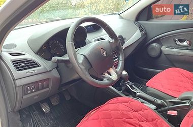 Седан Renault Fluence 2011 в Рівному