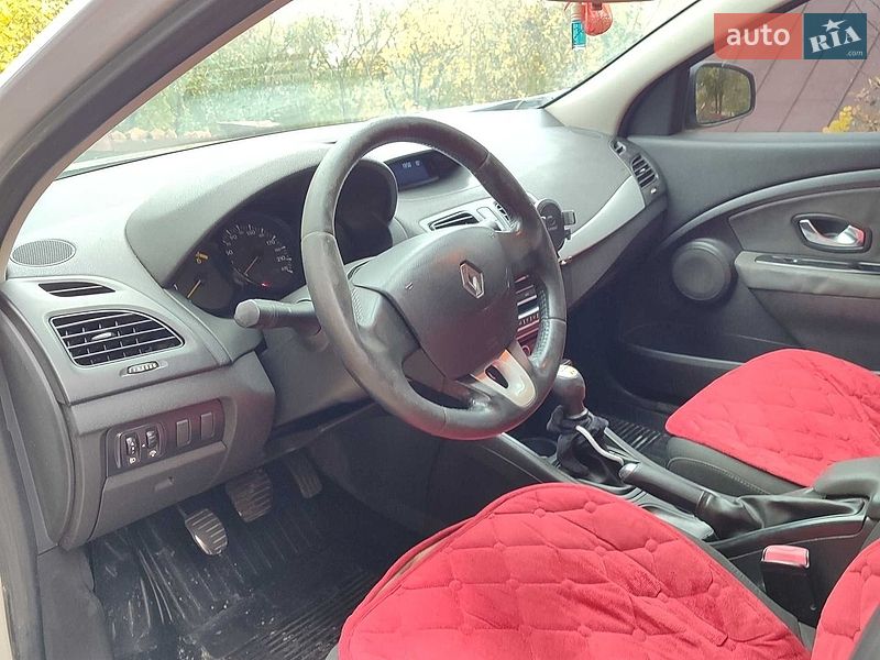 Седан Renault Fluence 2011 в Рівному