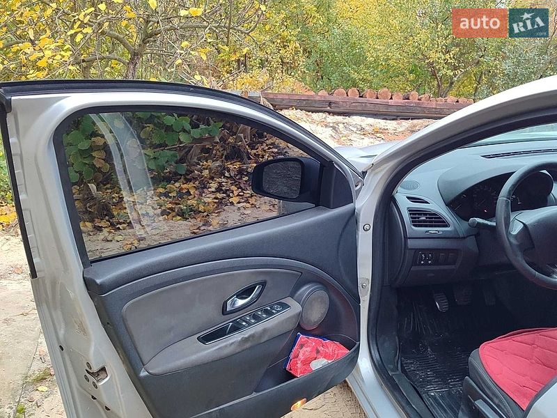 Седан Renault Fluence 2011 в Рівному