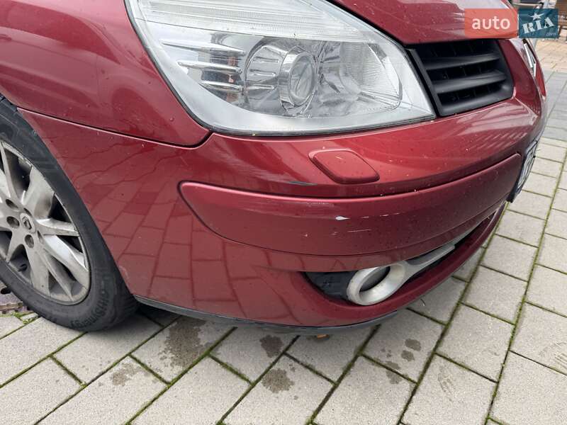 Минивэн Renault Grand Espace 2007 в Кролевце