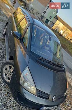 Минивэн Renault Grand Espace 2004 в Трускавце