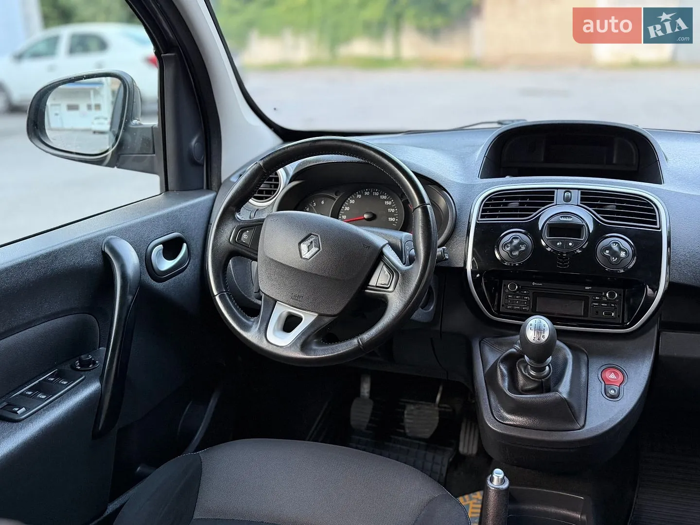 2017 Renault Kangoo - мініатюра 58