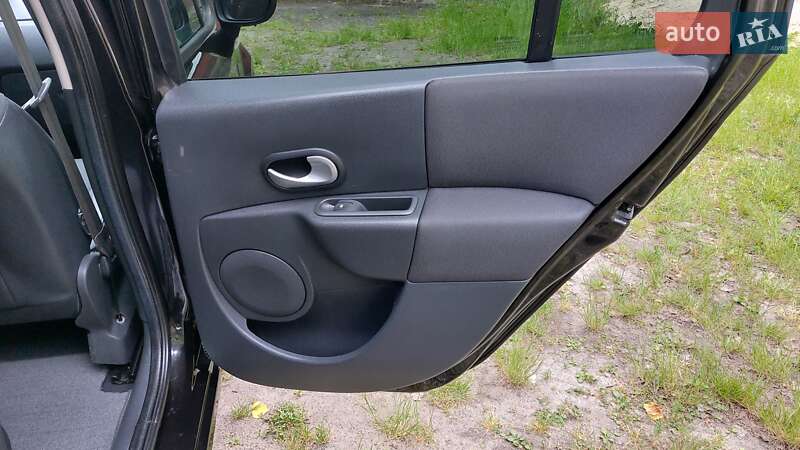 Мікровен Renault Grand Modus 2008 в Луцьку