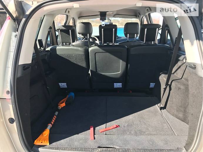 Мінівен Renault Grand Scenic 2011 в Дрогобичі