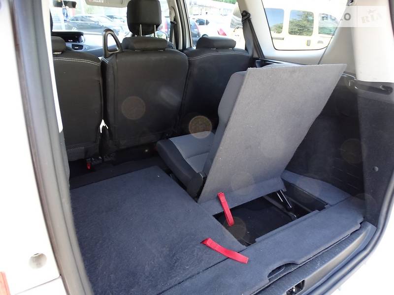 Універсал Renault Grand Scenic 2014 в Дніпрі