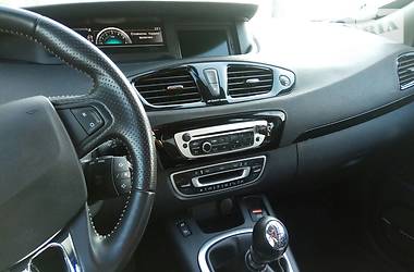Мінівен Renault Grand Scenic 2014 в 