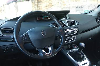 Мінівен Renault Grand Scenic 2014 в 
