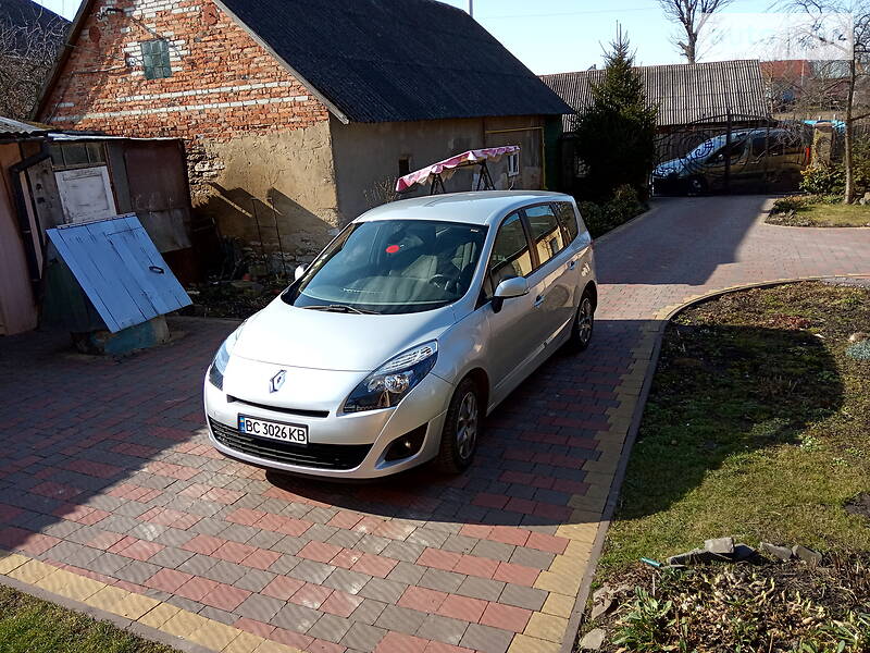 Універсал Renault Grand Scenic 2011 в Городку