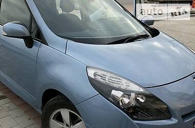 Мінівен Renault Grand Scenic 2010 в 
