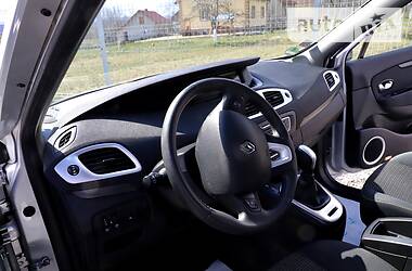 Минивэн Renault Grand Scenic 2011 в Дрогобыче