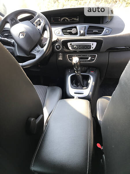 Минивэн Renault Grand Scenic 2013 в Луцке