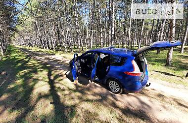 Мінівен Renault Grand Scenic 2010 в 