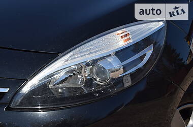 Мінівен Renault Grand Scenic 2014 в 