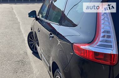 Мінівен Renault Grand Scenic 2015 в 