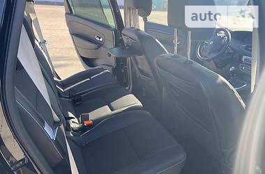 Мінівен Renault Grand Scenic 2015 в 