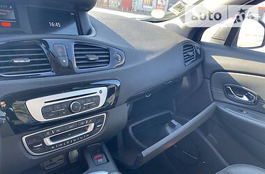 Мінівен Renault Grand Scenic 2015 в 