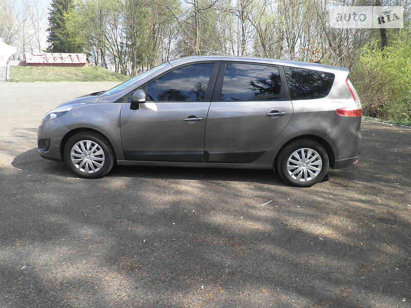 Мінівен Renault Grand Scenic 2010 в Калуші