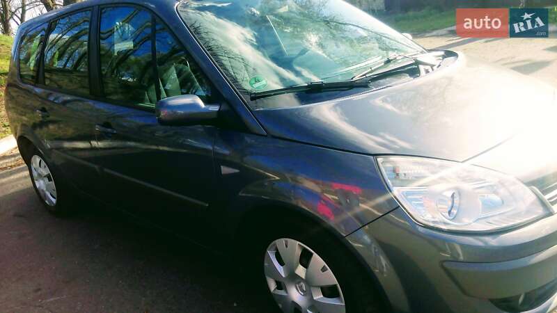 Renault Grand Scenic 2006