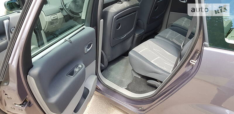 Мінівен Renault Grand Scenic 2005 в Житомирі