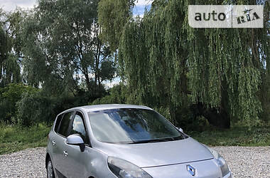 Мінівен Renault Grand Scenic 2010 в 