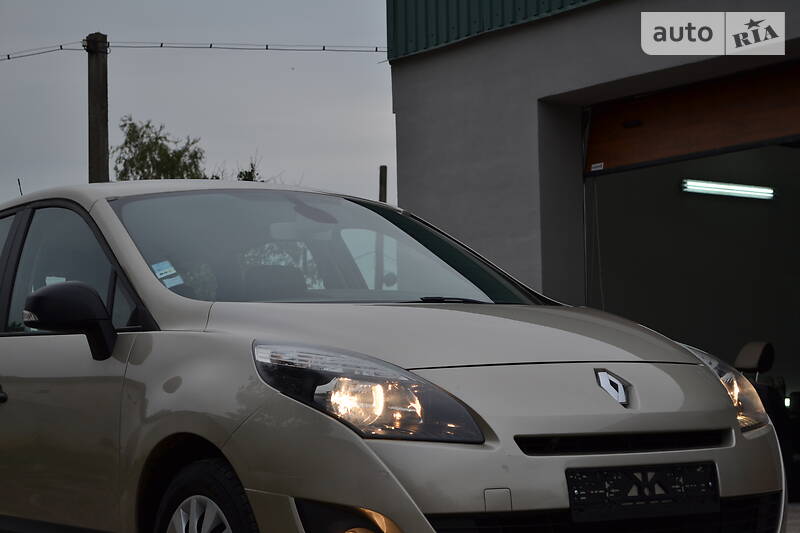 Мінівен Renault Grand Scenic 2010 в Калуші