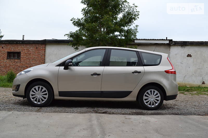 Мінівен Renault Grand Scenic 2010 в Калуші
