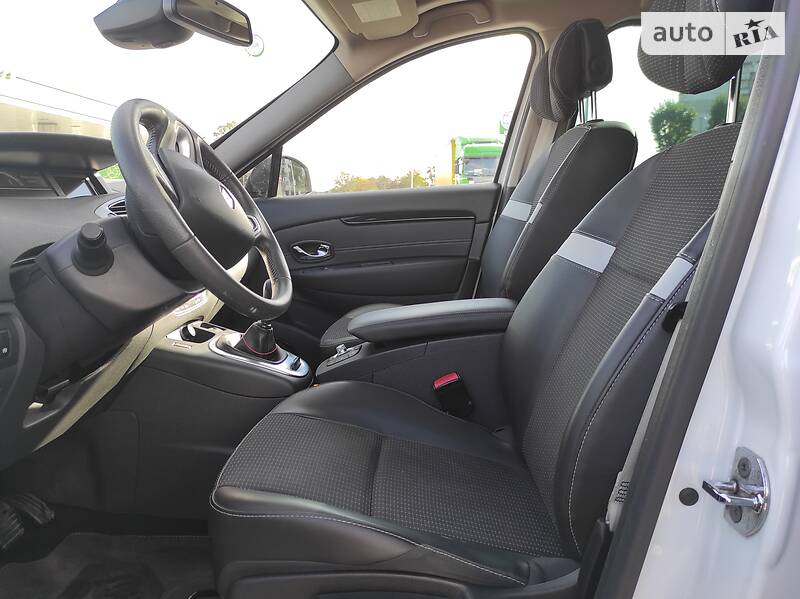 Мінівен Renault Grand Scenic 2012 в Києві