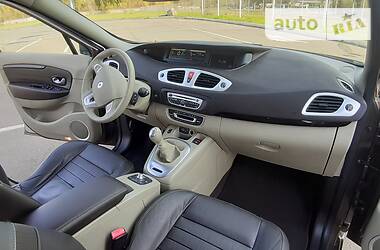 Універсал Renault Grand Scenic 2010 в Кривому Розі