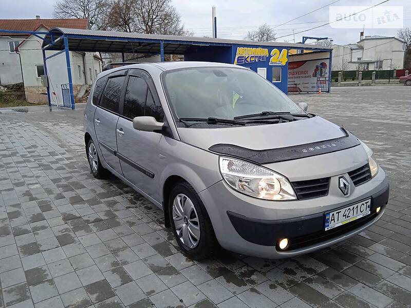 Renault Grand Scenic