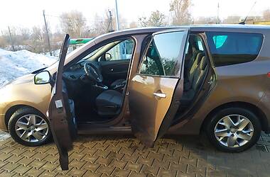 Минивэн Renault Grand Scenic 2011 в Дубно