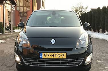 Універсал Renault Grand Scenic 2010 в Стрию