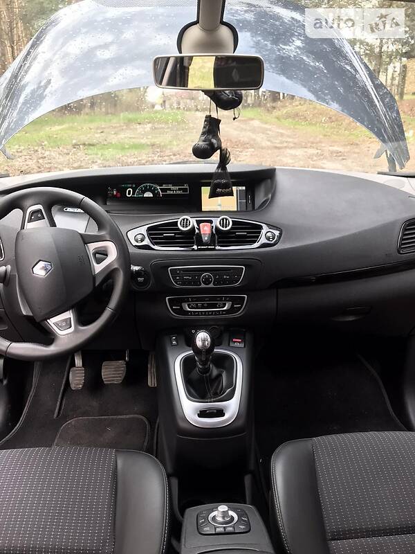Мінівен Renault Grand Scenic 2011 в Вишгороді
