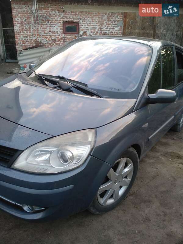 Renault Grand Scenic 2006