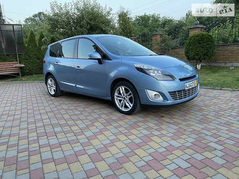 Універсал Renault Grand Scenic 2011 в Рівному