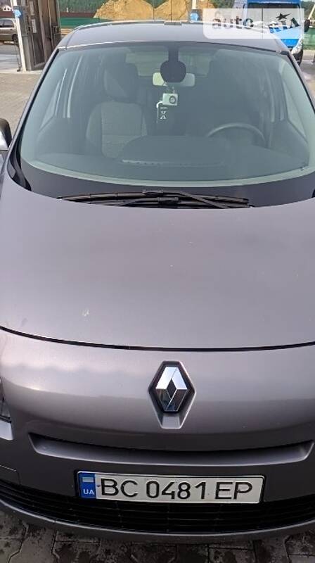 Мінівен Renault Grand Scenic 2011 в Львові