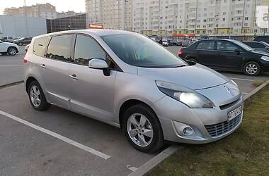 Мінівен Renault Grand Scenic 2011 в Івано-Франківську