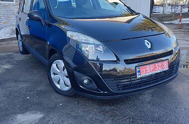 Минивэн Renault Grand Scenic 2010 в Полтаве