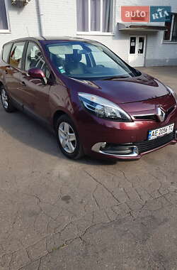 Минивэн Renault Grand Scenic 2013 в 